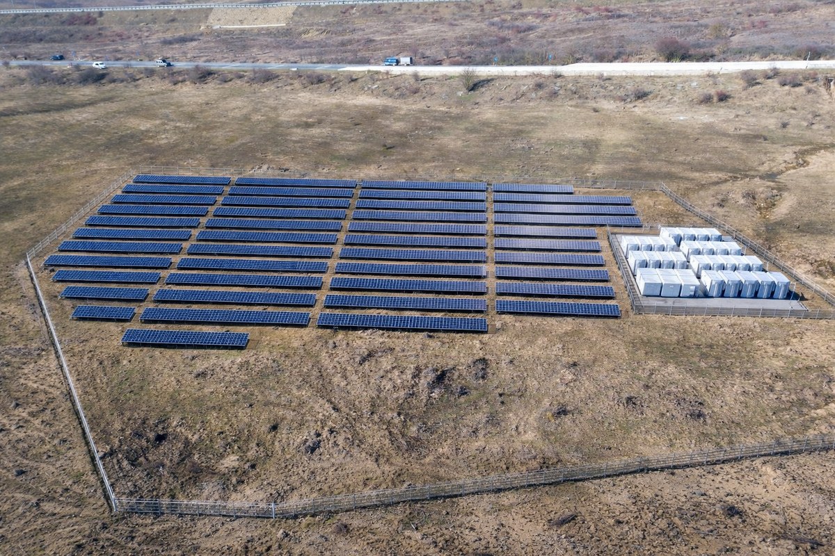 CEM Badeni parc fotovoltaic